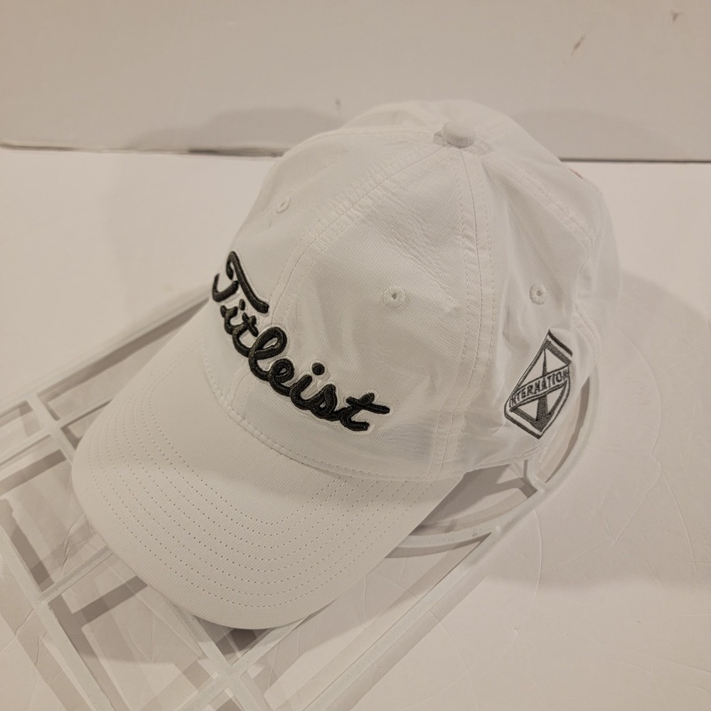 Titleist Tour Performance Golf Hat One Size Fist Most White International